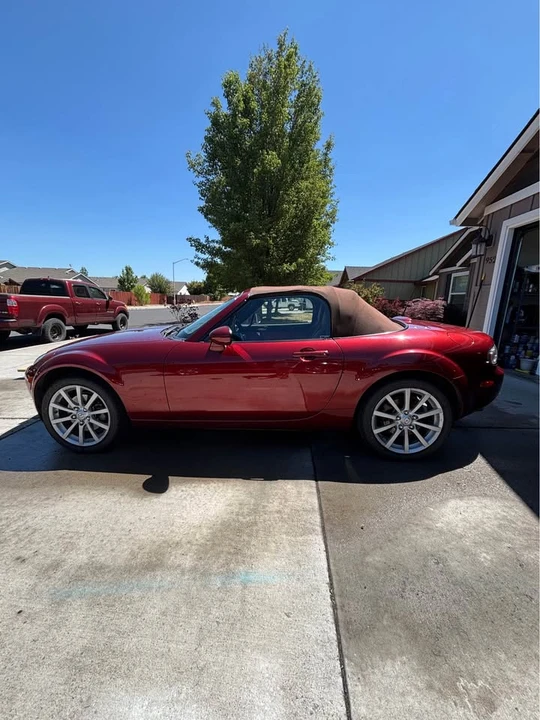 2006 Mazda NC MX-5 Miata - Image 5 of 9