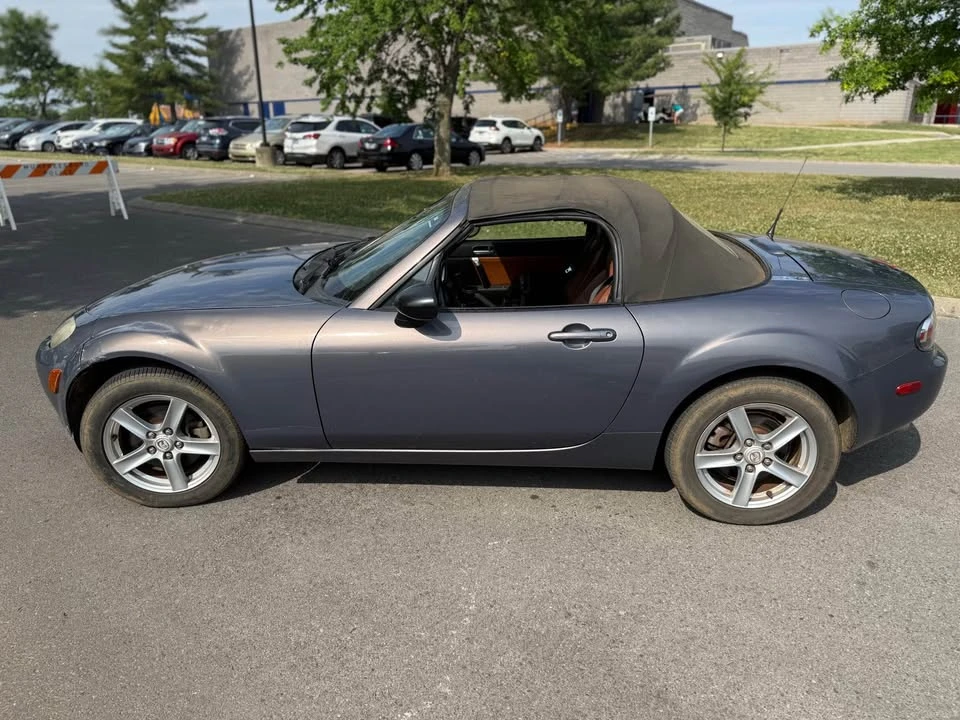 2006 Mazda NC MX-5 Miata - Image 9 of 18
