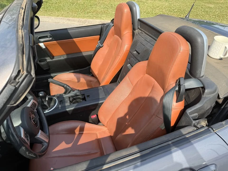 2006 Mazda NC MX-5 Miata - Image 11 of 18
