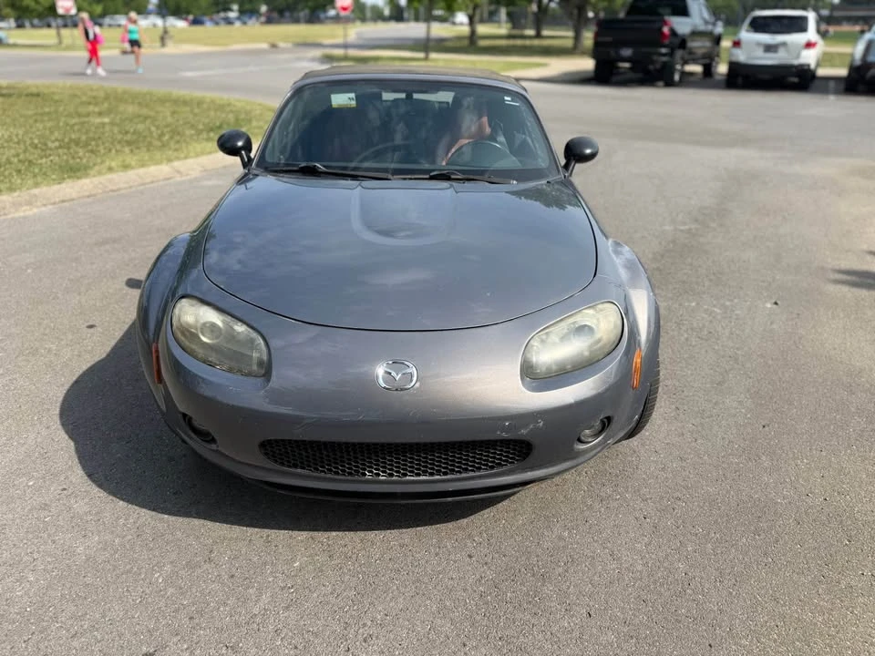 2006 Mazda NC MX-5 Miata - Image 2 of 18