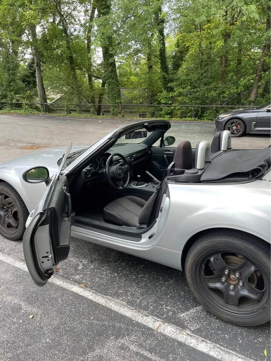 2006 Mazda NC MX-5 Miata - Image 2 of 6