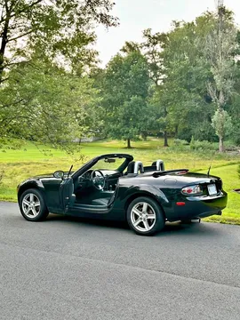 2006 Mazda MX-5 Touring Convertible 2D