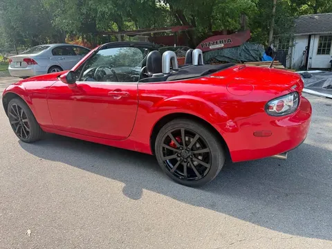 2006 Mazda MX-5 Touring Convertible 2D