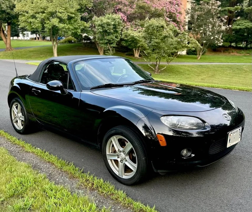2006 Mazda NC MX-5 Miata - Image 5 of 16