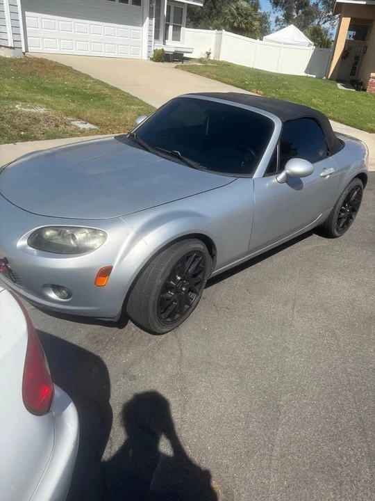 2006 Mazda NC MX-5 Miata - Image 2 of 12
