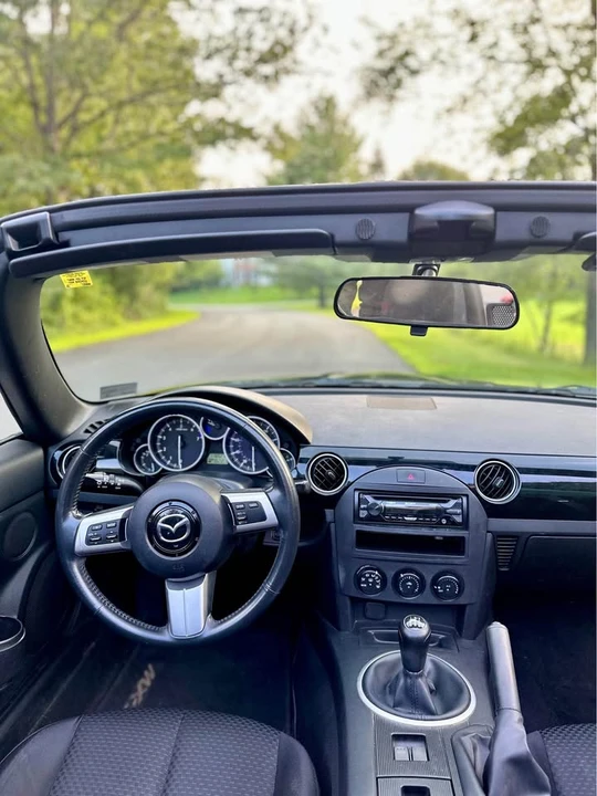 2006 Mazda NC MX-5 Miata - Image 8 of 16