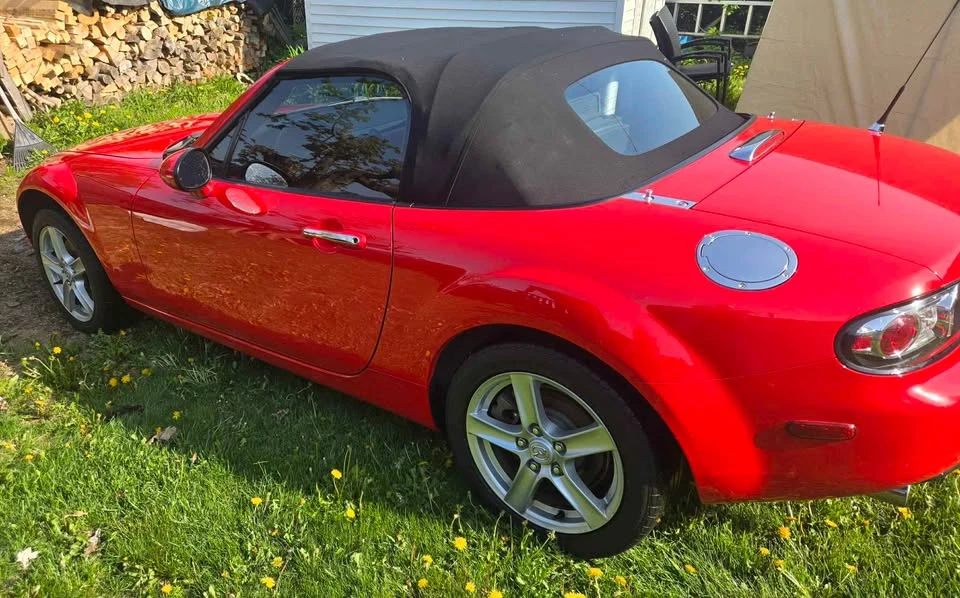 2006 Mazda NC MX-5 Miata - Image 3 of 9