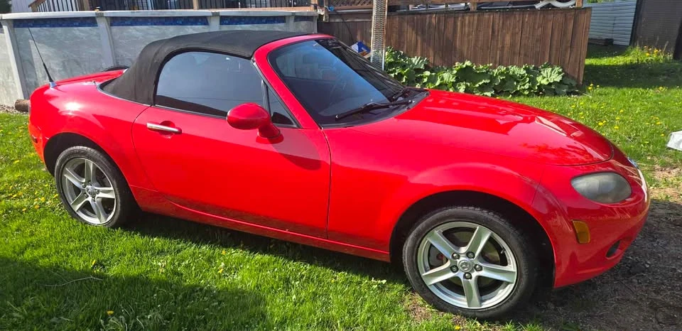 2006 Mazda NC MX-5 Miata - Image 2 of 9