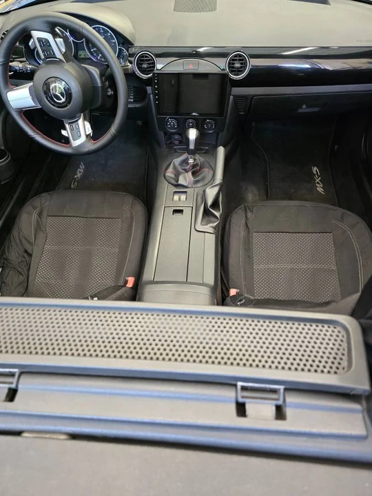 2006 Mazda NC MX-5 Miata - Image 12 of 17