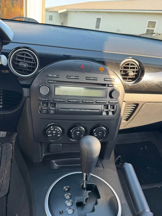 2006 Mazda NC MX-5 Miata - Image 7 of 12