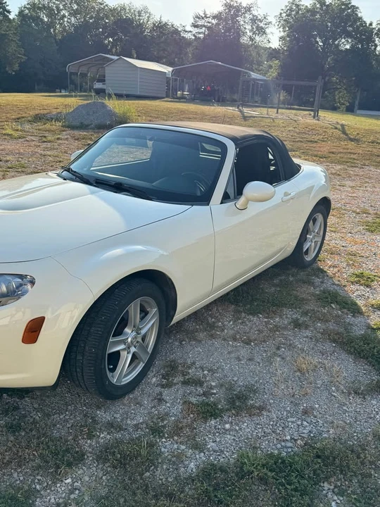 2006 Mazda NC MX-5 Miata - Image 3 of 12