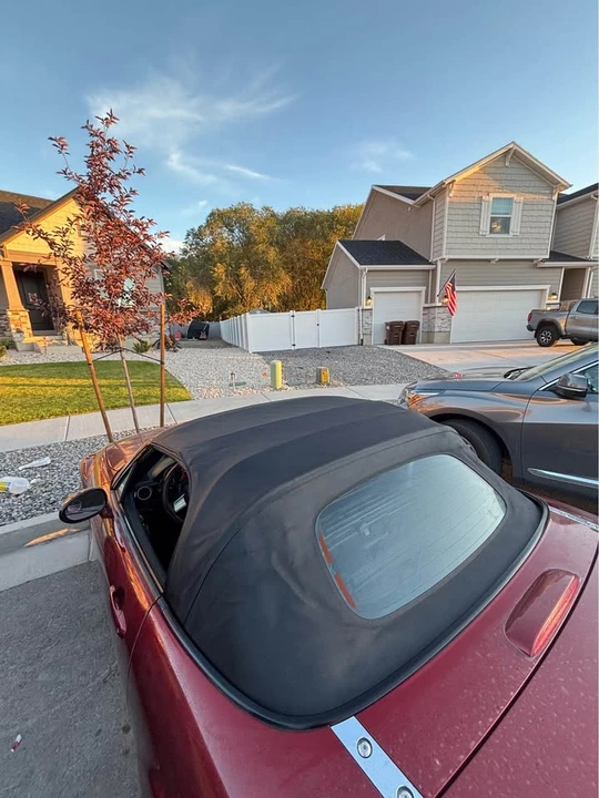 2006 Mazda NC MX-5 Miata - Image 4 of 8