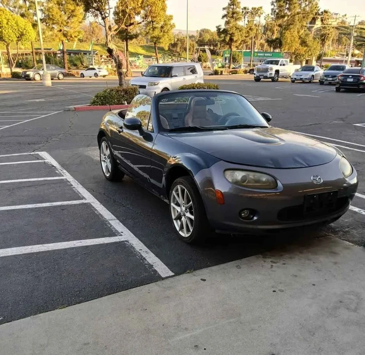 2006 Mazda NC MX-5 Miata - Image 4 of 7