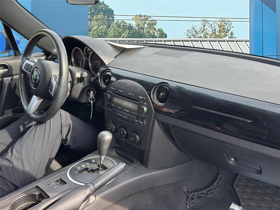 2006 Mazda NC MX-5 Miata - Image 8 of 8