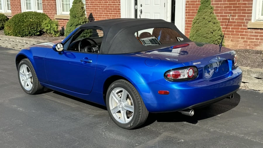 2006 Mazda NC MX-5 Miata - Image 6 of 11