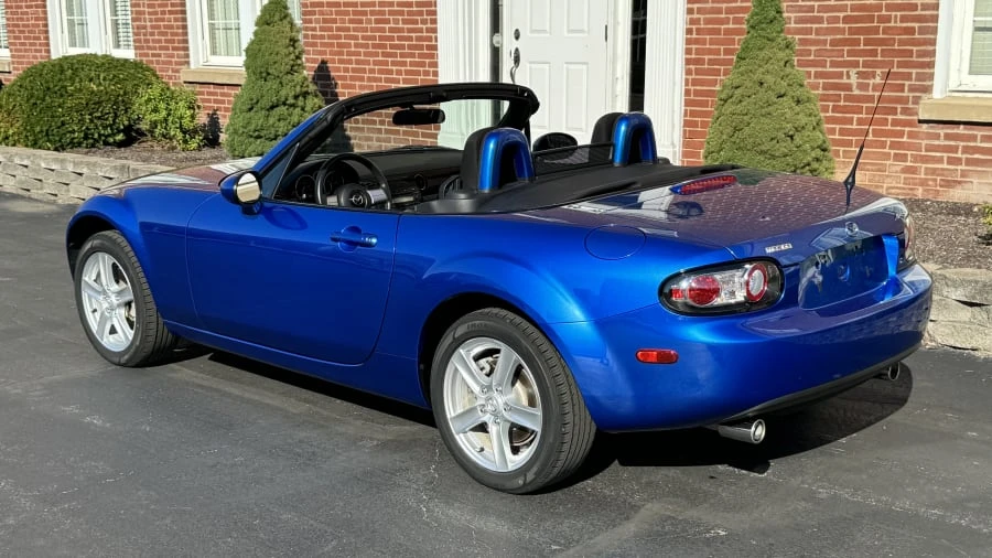 2006 Mazda NC MX-5 Miata - Image 3 of 11
