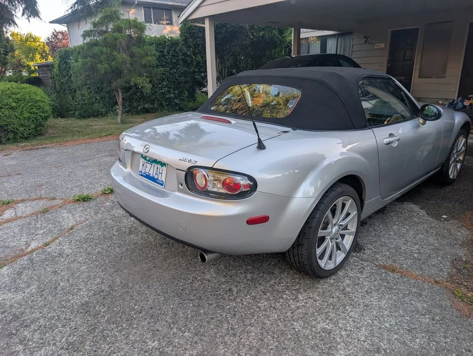 2006 Mazda NC MX-5 Miata - Image 11 of 13
