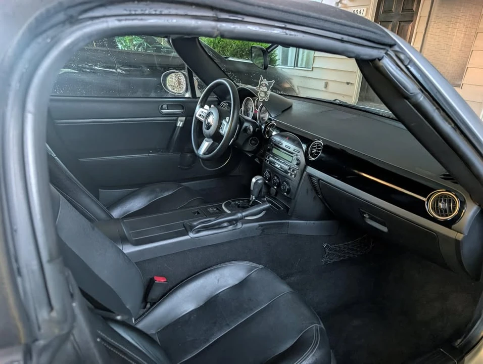 2006 Mazda NC MX-5 Miata - Image 10 of 13