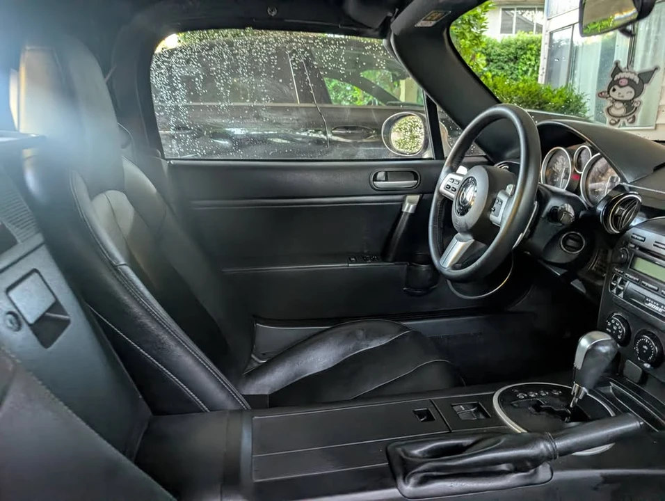 2006 Mazda NC MX-5 Miata - Image 9 of 13