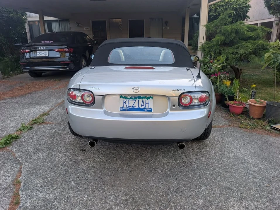 2006 Mazda NC MX-5 Miata - Image 2 of 13