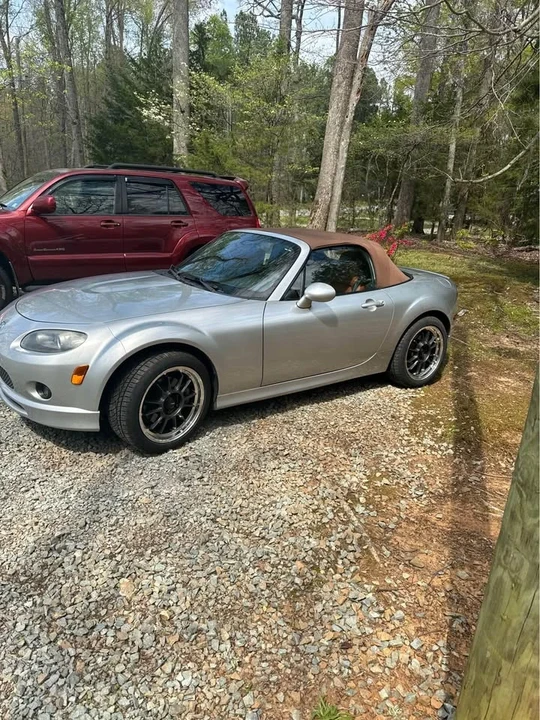 2006 Mazda NC MX-5 Miata - Image 10 of 10