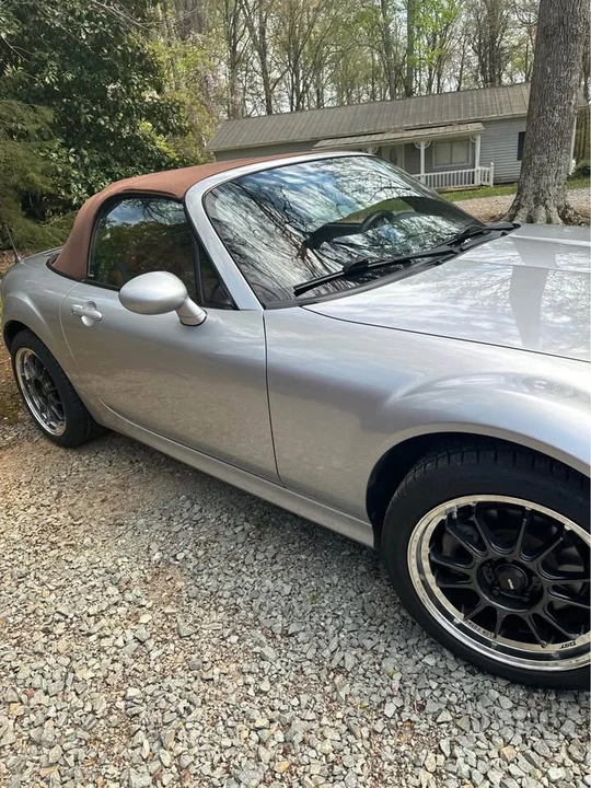 2006 Mazda NC MX-5 Miata - Image 4 of 10