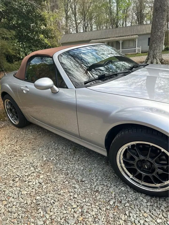 2006 Mazda NC MX-5 Miata - Image 4 of 10