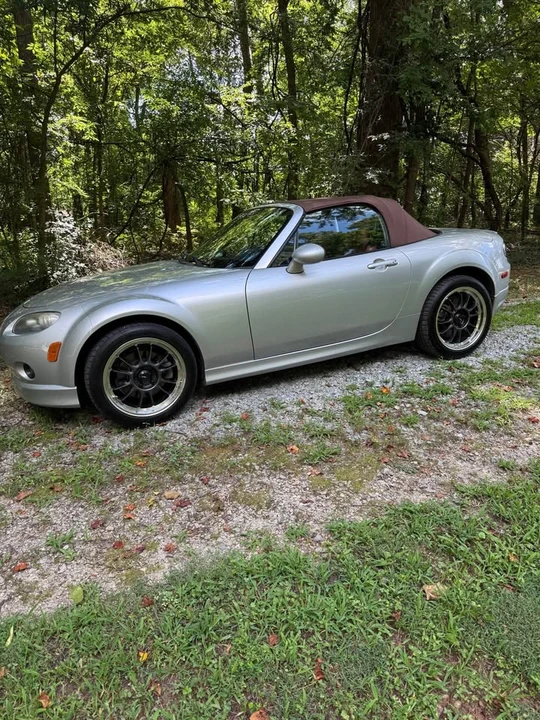 2006 Mazda NC MX-5 Miata - Image 2 of 10