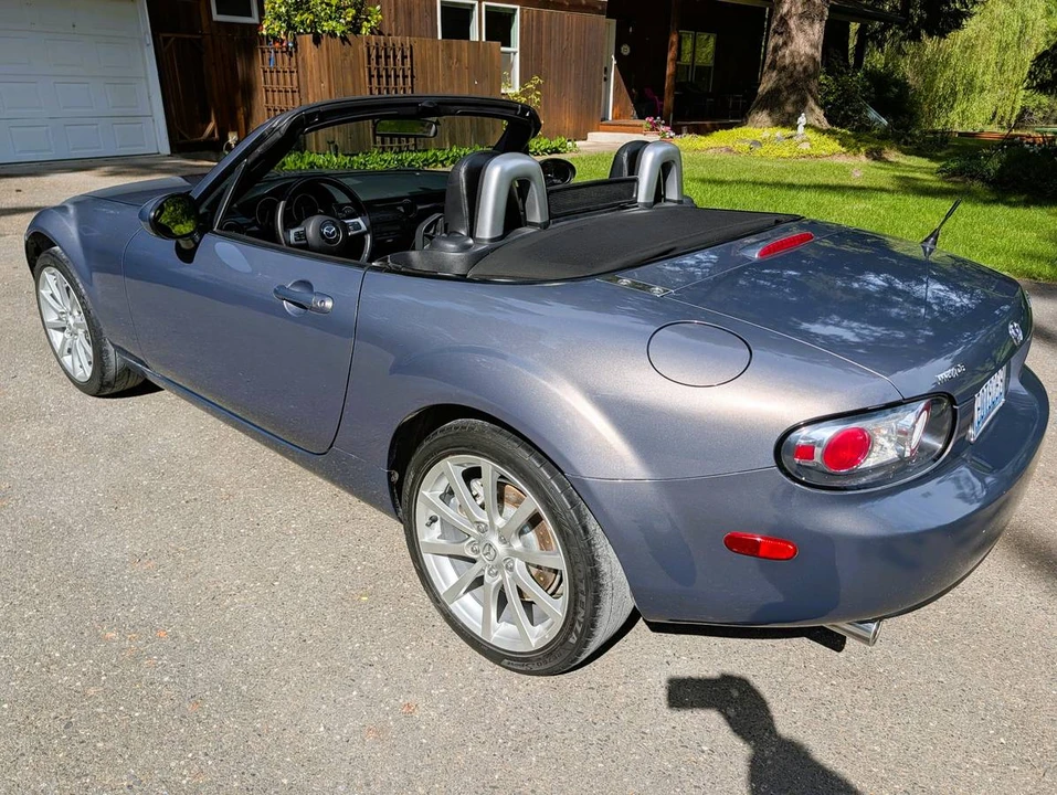 2006 Mazda NC MX-5 Miata - Image 3 of 13