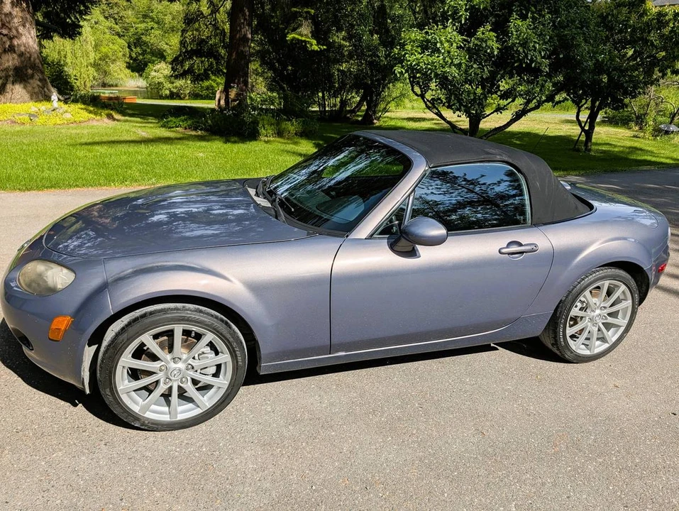 2006 Mazda NC MX-5 Miata - Image 6 of 13