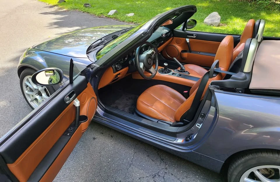 2006 Mazda NC MX-5 Miata - Image 11 of 15