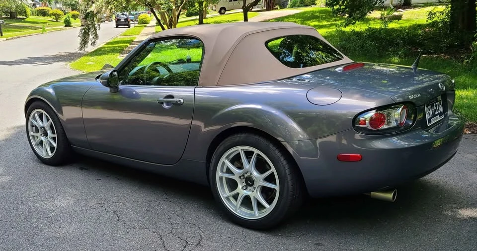 2006 Mazda NC MX-5 Miata - Image 3 of 15