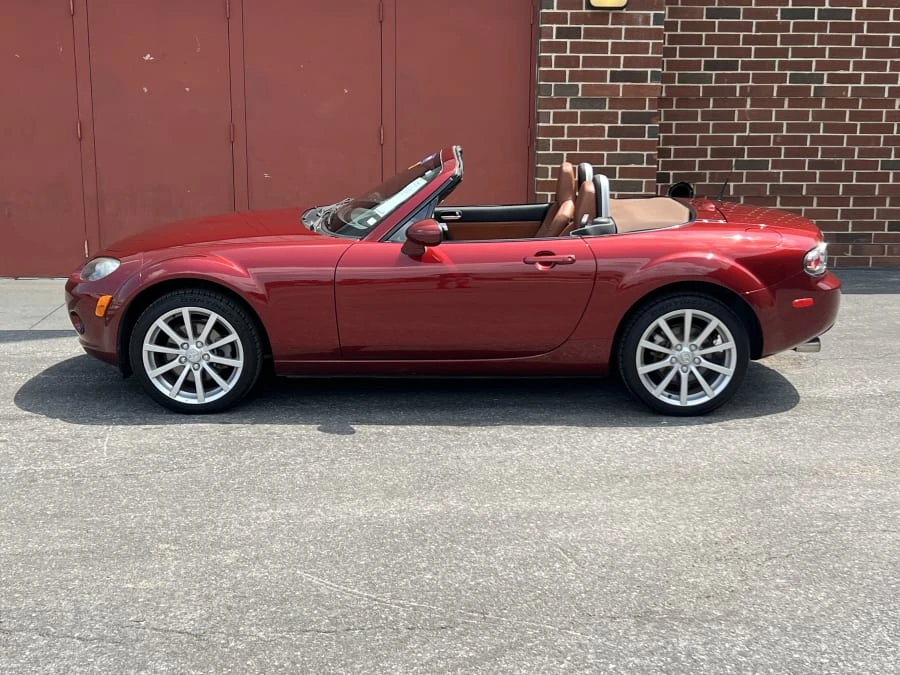 2006 Mazda NC MX-5 Miata - Image 2 of 8