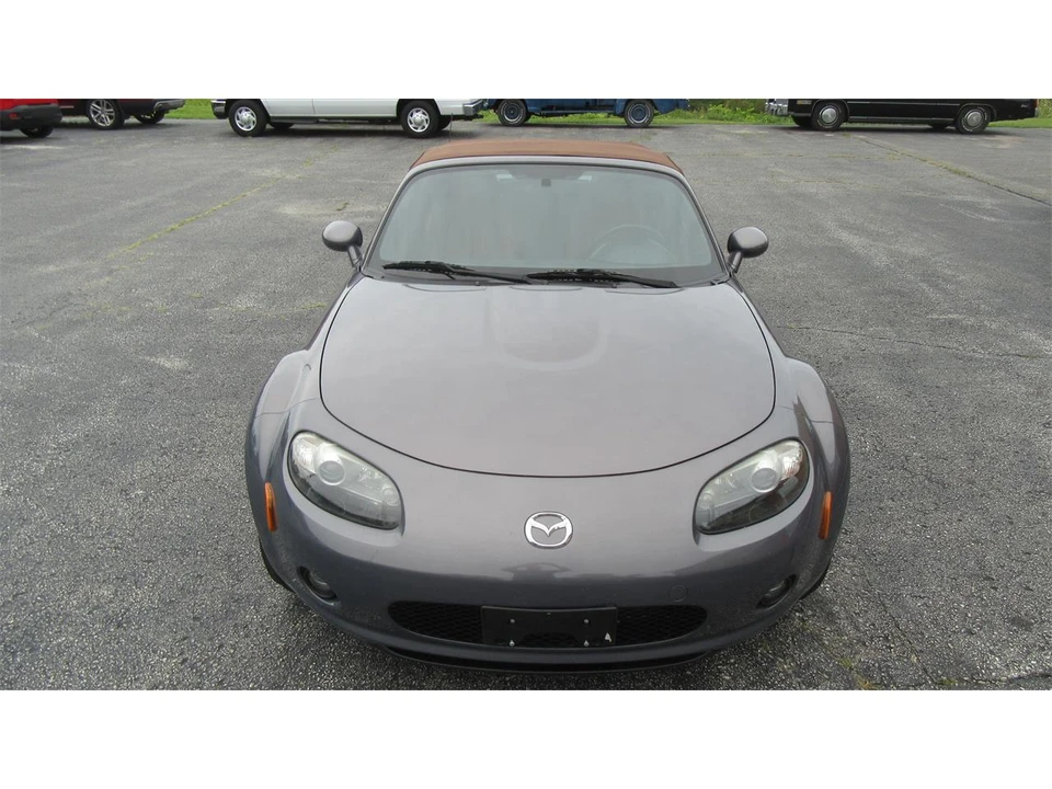 2006 Mazda NC MX-5 Miata - Image 5 of 31