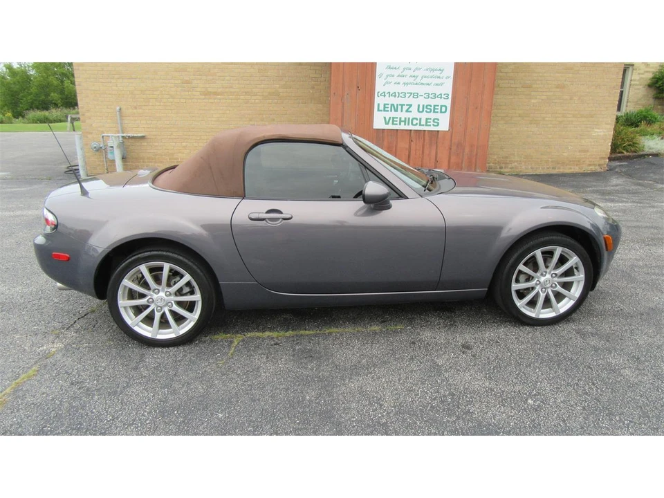 2006 Mazda NC MX-5 Miata - Image 14 of 31