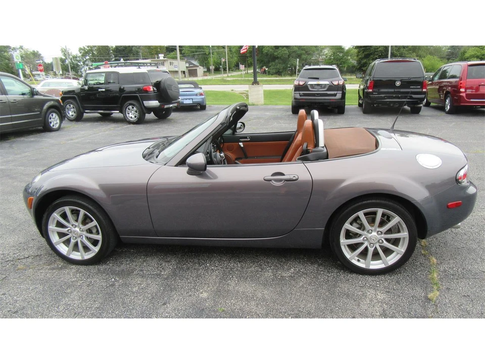 2006 Mazda NC MX-5 Miata - Image 15 of 31