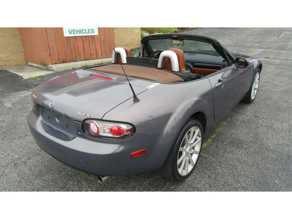 2006 Mazda NC MX-5 Miata - Image 17 of 31