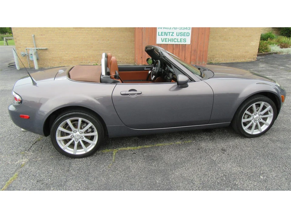 2006 Mazda NC MX-5 Miata - Image 18 of 31