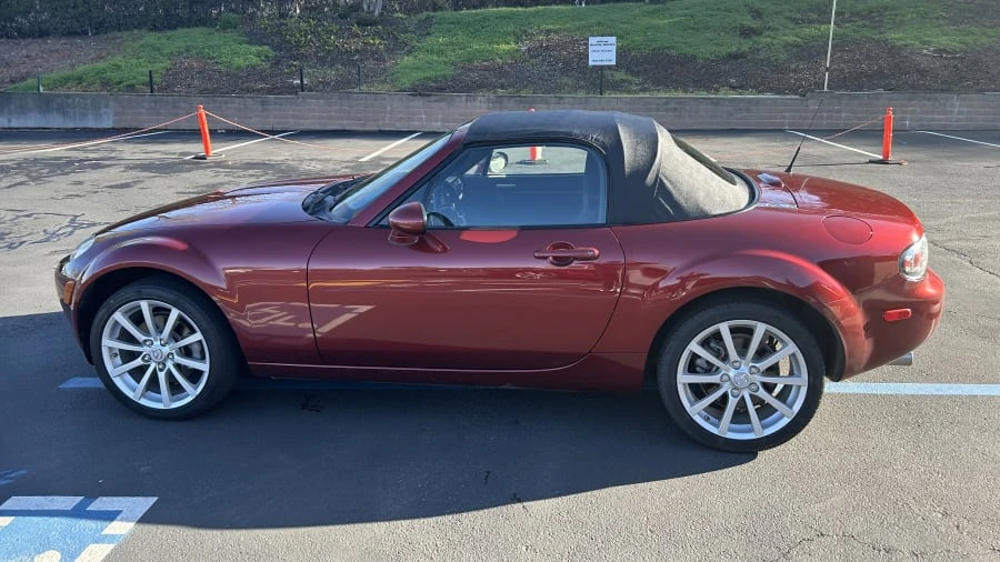 2006 Mazda NC MX-5 Miata - Image 2 of 13