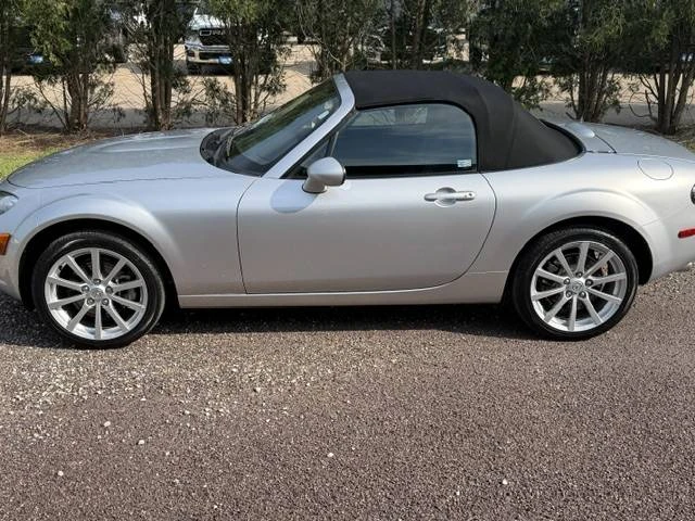 2006 Mazda NC MX-5 Miata - Image 17 of 20