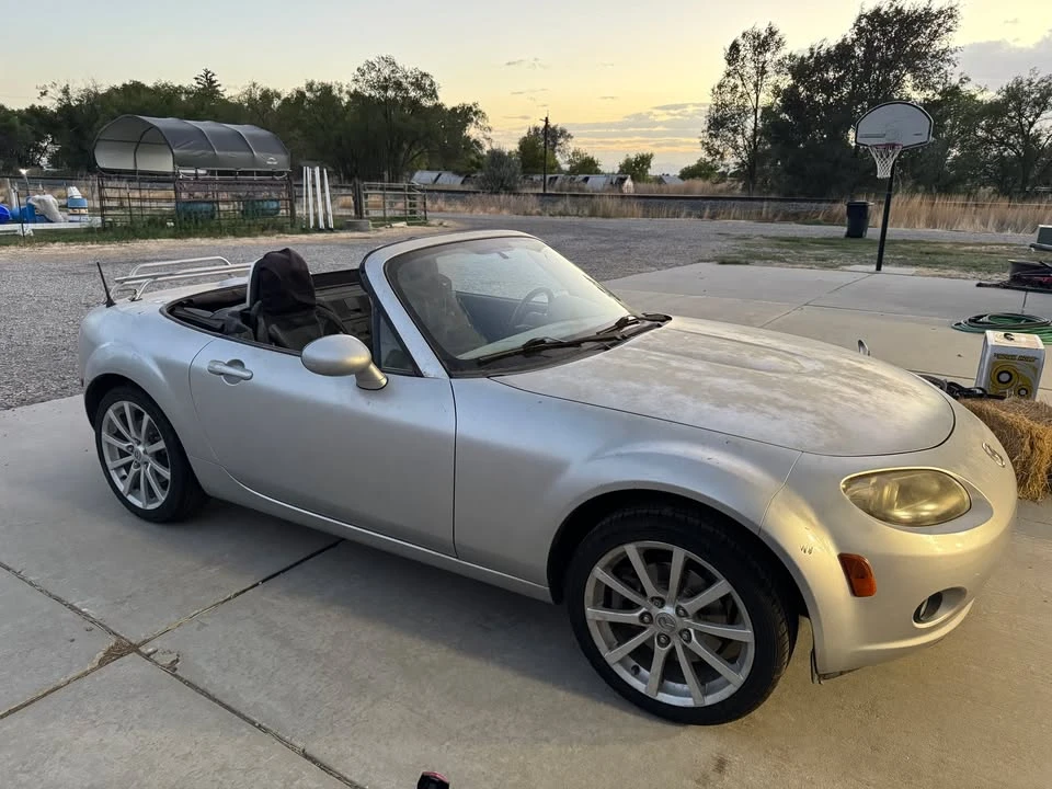 2006 Mazda NC MX-5 Miata - Image 2 of 2