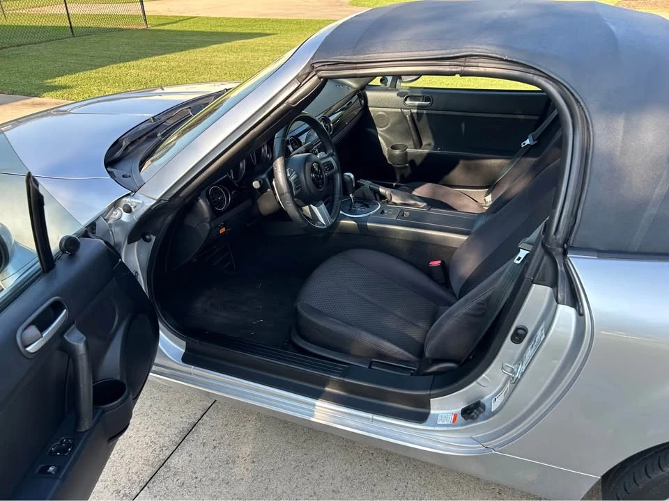 2006 Mazda NC MX-5 Miata - Image 4 of 9