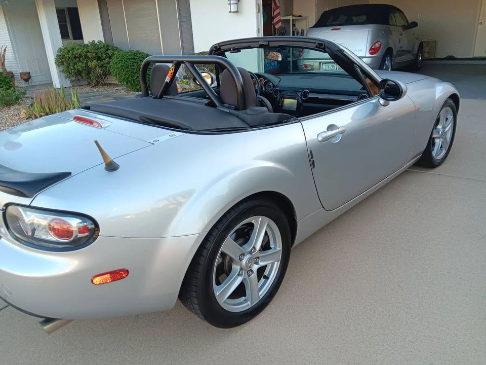 2006 Mazda NC MX-5 Miata - Image 6 of 13