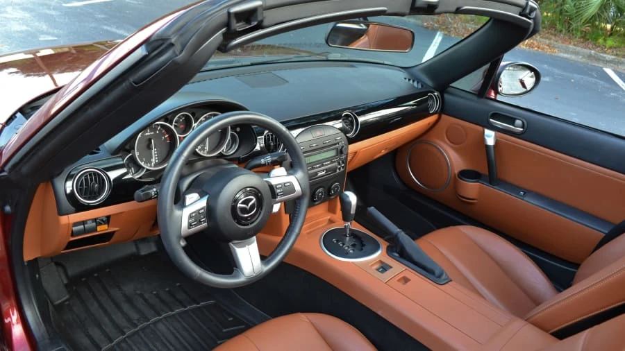 2006 Mazda NC MX-5 Miata - Image 4 of 12