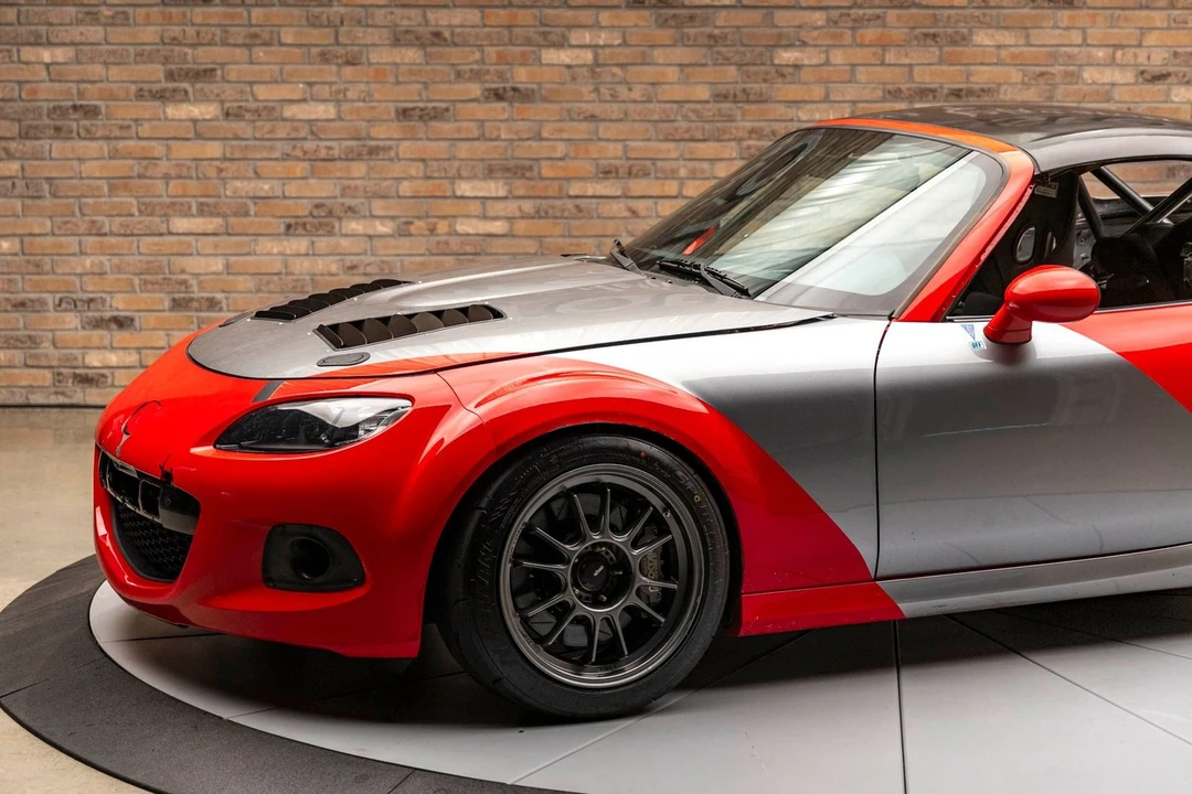 2006 Mazda NC MX-5 Miata - Image 11 of 24