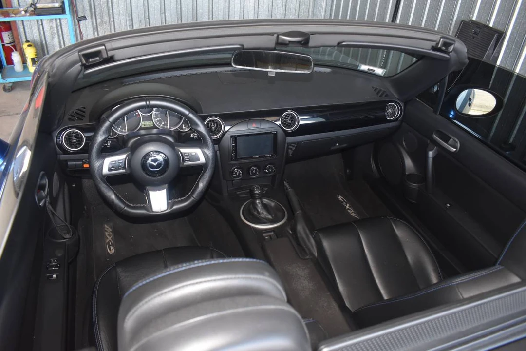2006 Mazda NC MX-5 Miata - Image 15 of 23