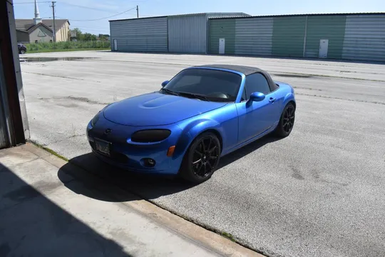 2006 Mazda MX-5 Miata