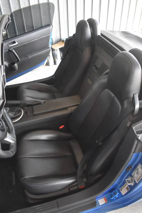 2006 Mazda NC MX-5 Miata - Image 16 of 23
