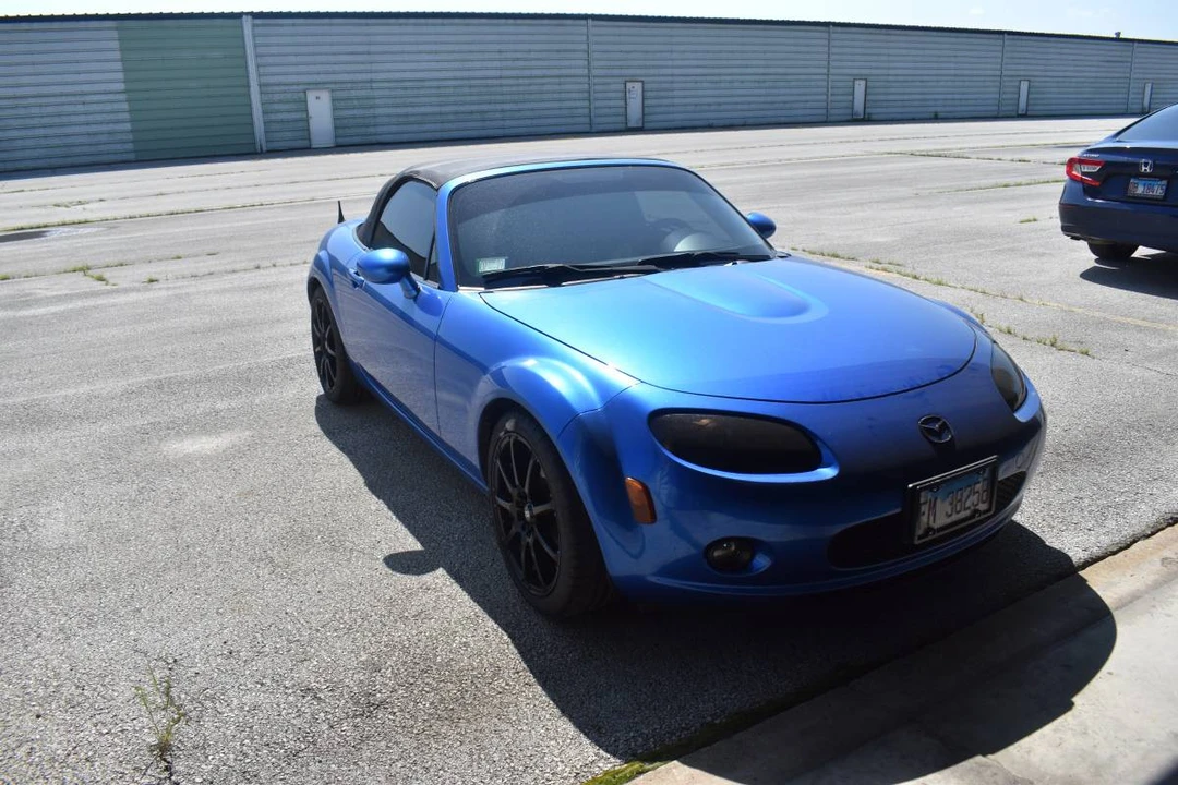 2006 Mazda NC MX-5 Miata - Image 2 of 23