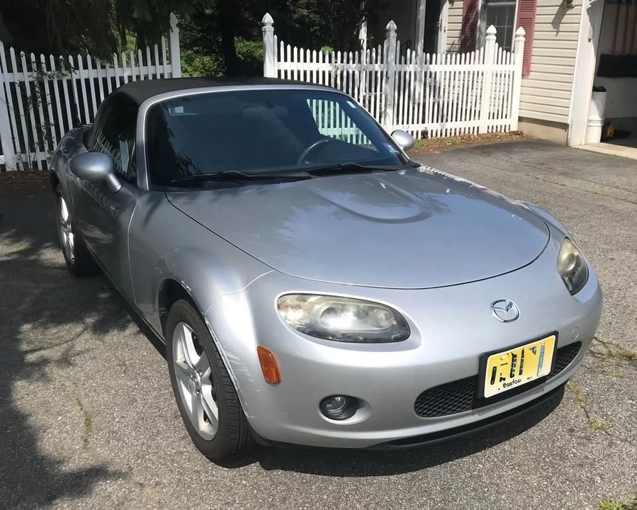 2006 Mazda NC MX-5 Miata - Image 3 of 4